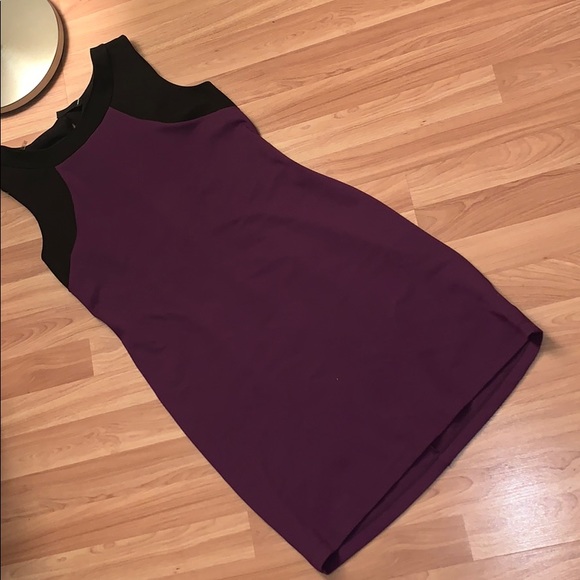Office summer favourite - Sleeveless violet dress - Picture 2 of 5